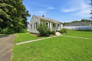 289 Southampton Rd, Holyoke, MA 01040 - Photo 4
