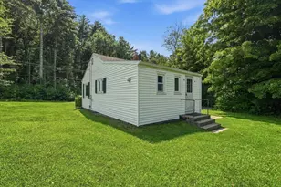 289 Southampton Rd, Holyoke, MA 01040 - Photo 24