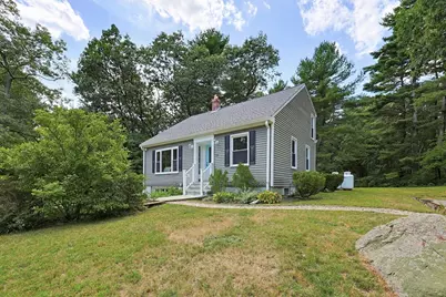 324 Taunton St, Wrentham, MA 02093 - Photo 14