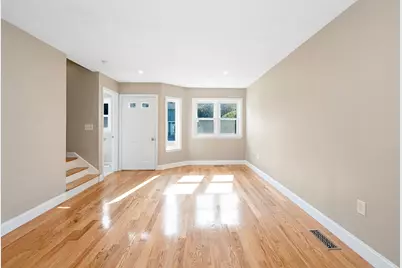 38 Farmland Rd #C, Lowell, MA 01850 - Photo 4