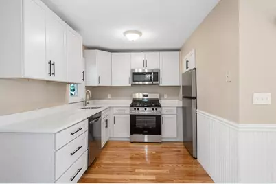 38 Farmland Rd #C, Lowell, MA 01850 - Photo 8