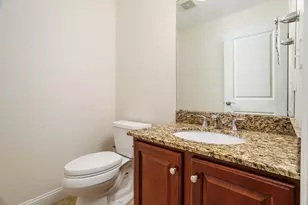 33 Freedom Cir, Pembroke, MA 02359 - Photo 14