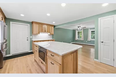 711 Chicopee Row, Groton, MA 01450 - Photo 8