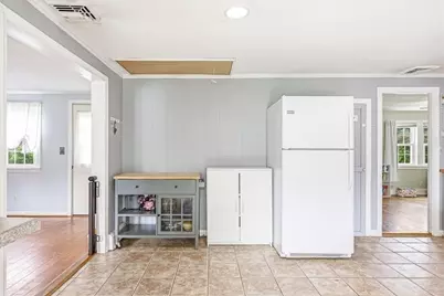 2 Howland Ct, Middleborough, MA 02346 - Photo 8