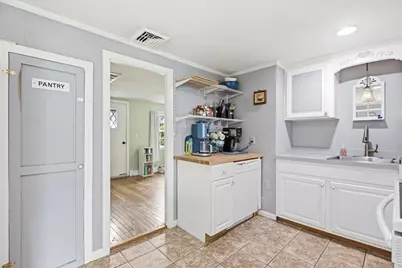 2 Howland Ct, Middleborough, MA 02346 - Photo 12