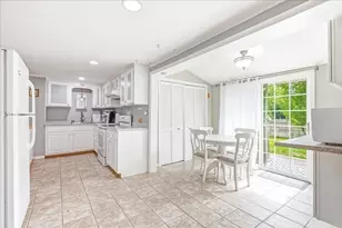 2 Howland Ct, Middleborough, MA 02346 - Photo 6