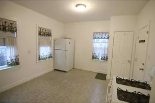 78 Bristow St, Saugus, MA 01906 - Photo 2