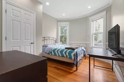 19 Pleasant St, Boston, MA 02125 - Photo 26