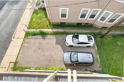 19 Pleasant St, Boston, MA 02125 - Photo 32
