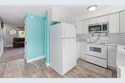 86 Corey Colonial #86, Agawam, MA 01001 - Photo 10