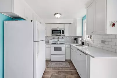 86 Corey Colonial #86, Agawam, MA 01001 - Photo 12