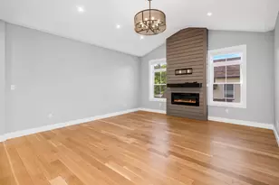49 A Chestnut St, Wakefield, MA 01880 - Photo 6