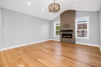 49A Chestnut St #3, Wakefield, MA 01880 - Photo 6