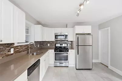34 Daniels St #34, Lowell, MA 01852 - Photo 16