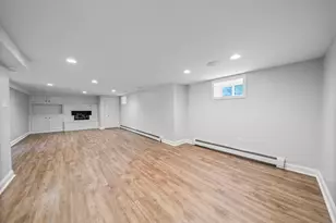 35 Malden St, Quincy, MA 02169 - Photo 24