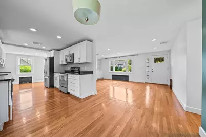 35 Malden St, Quincy, MA 02169 - Photo 4