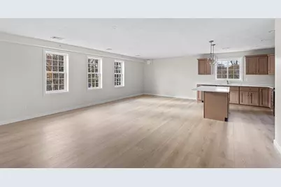 393 Court St #Unit 7, Plymouth, MA 02360 - Photo 8