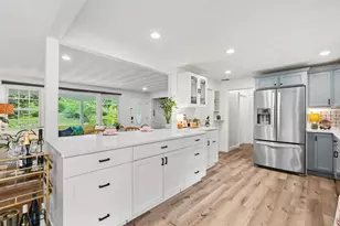 38 Ruthellen Rd, Chelmsford, MA 01824 - Photo 6
