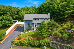 4 Waldingfield Ln, Peabody, MA 01960 - Photo 2