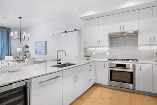 10 Shipyard Dr, Hingham, MA 02043 - Photo 6