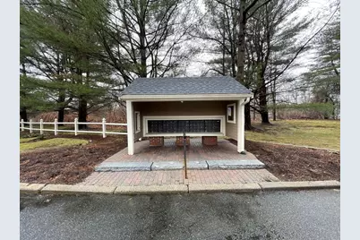 28 Essex Green Lane #D, Peabody, MA 01960 - Photo 16