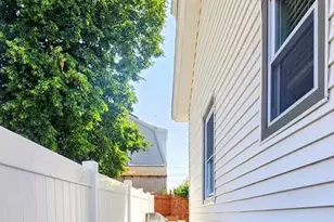 26 Vera St, Revere, MA 02151 - Photo 26