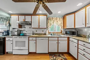 14 Richard Cir, Woburn, MA 01801 - Photo 18