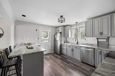 706 Russells Mills Rd, Dartmouth, MA 02748 - Photo 6