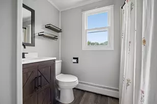 706 Russells Mills Rd, Dartmouth, MA 02748 - Photo 16