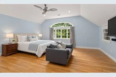 42 Sheridan Rd, Wellesley, MA 02481 - Photo 18