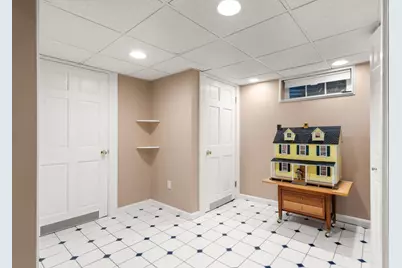 42 Sheridan Rd, Wellesley, MA 02481 - Photo 26