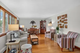 166 Waverly Ave, Melrose, MA 02176 - Photo 4