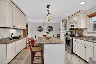 166 Waverly Avenue, Melrose, MA 02176 - Photo 12