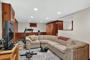 166 Waverly Ave, Melrose, MA 02176 - Photo 18