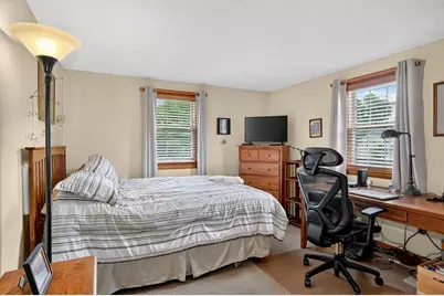 166 Waverly Avenue, Melrose, MA 02176 - Photo 16