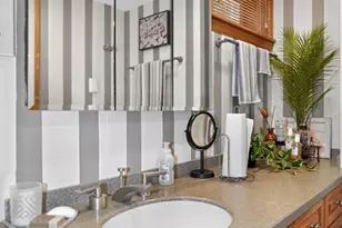 166 Waverly Ave, Melrose, MA 02176 - Photo 20