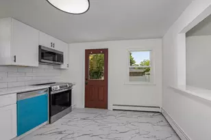 68 Waldo St, Lowell, MA 01852 - Photo 10