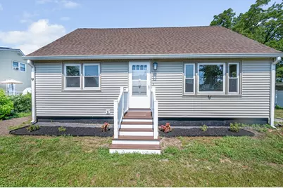 68 Waldo St, Lowell, MA 01852 - Photo 28