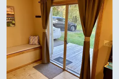 192 Dutcher St #B, Hopedale, MA 01747 - Photo 2