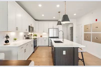 5 Peters Farm Way #404, Westborough, MA 01581 - Photo 4