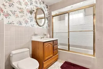 109 Bucknam St, Everett, MA 02149 - Photo 32