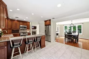 78 Branch St, Longmeadow, MA 01106 - Photo 2
