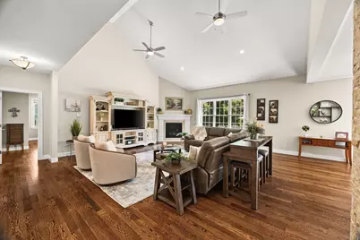 17 Partridge Ln, Raynham, MA 02767 - Photo 12