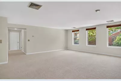 33 Chestnut Street #104, Boston, MA 02129 - Photo 2