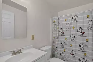 33 Chestnut St, Boston, MA 02129 - Photo 6