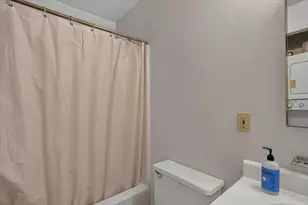 33 Chestnut St, Boston, MA 02129 - Photo 8