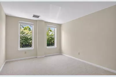 33 Chestnut Street #104, Boston, MA 02129 - Photo 8