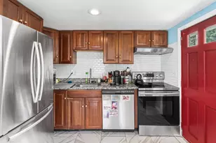 46 Stonehill Rd, Boston, MA 02136 - Photo 4