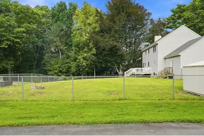 86 Pond, Methuen, MA 01844 - Photo 30