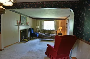 11 Almon Ave, West Springfield, MA 01089 - Photo 8